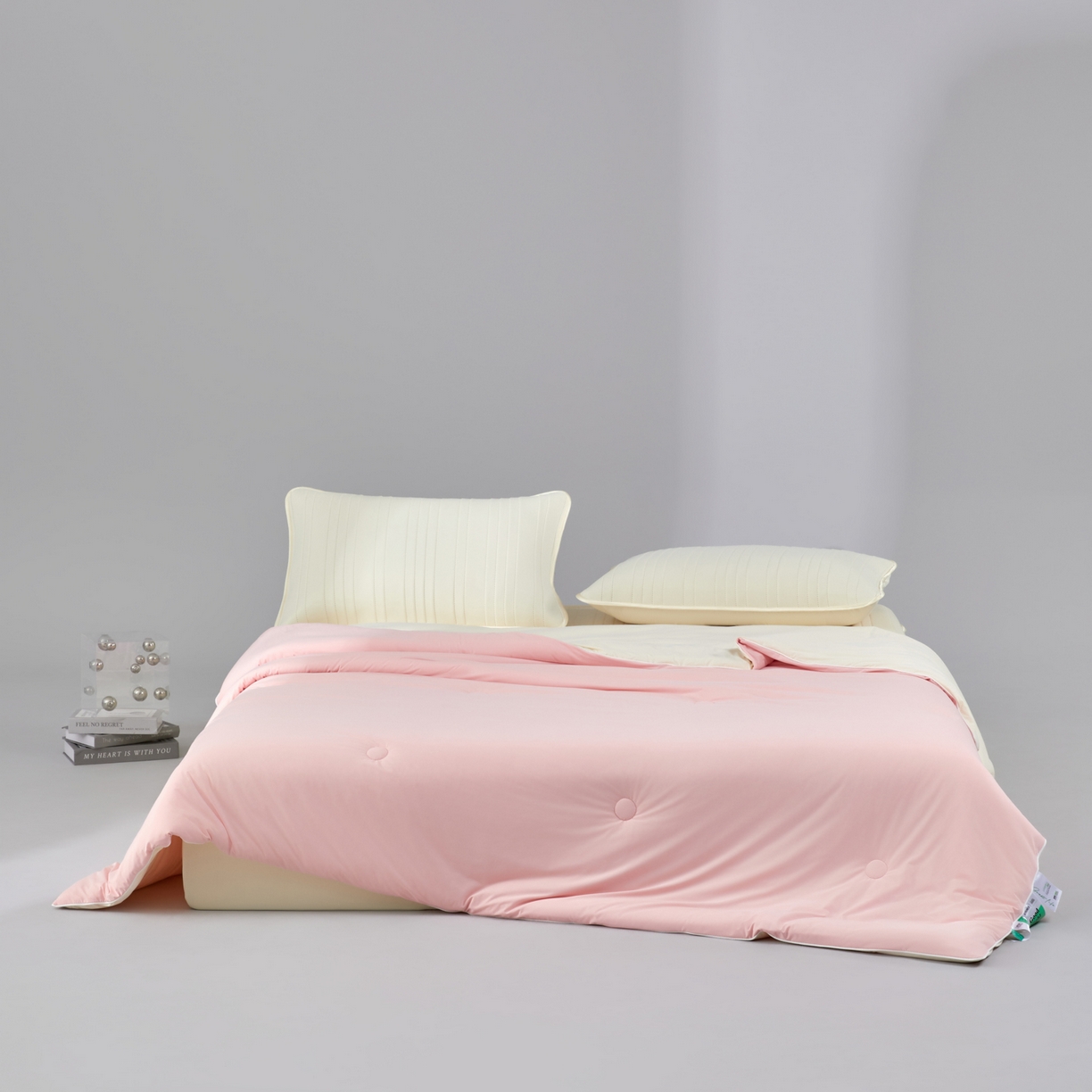 91家纺网 家纺一手货源 找家纺 绒城  2026 真凉感 真锦氨 锦氨凉感夏被四件套 锦纶凉感丝夏凉被 - 冰皮系列 冰皮粉玉