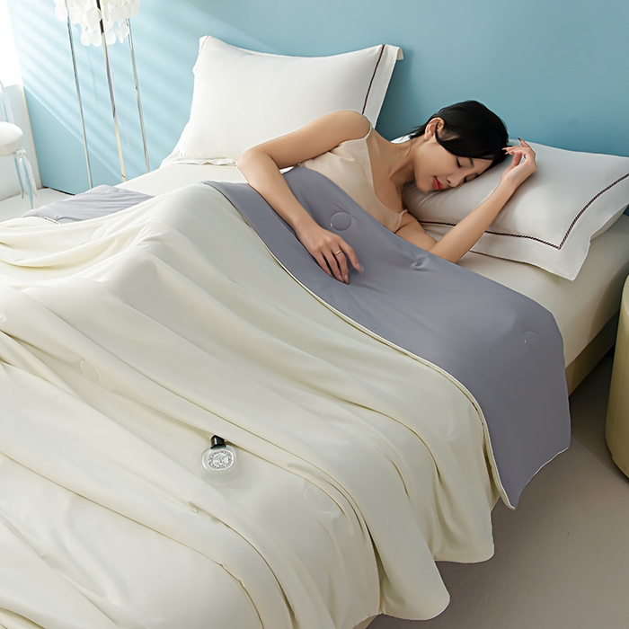 91家纺网 家纺一手货源 找家纺 益多眠 2026新款A类凉感丝羽丝棉夏被夏凉被空调被 奶白灰