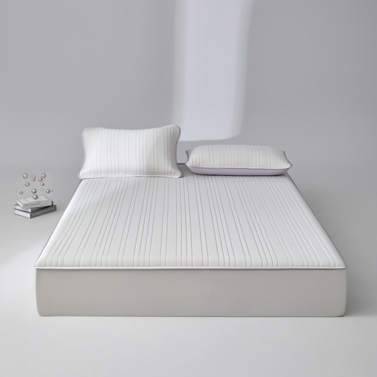 91家纺网 家纺一手货源 找家纺 绒城  2026 真凉感 真锦氨 锦氨凉感夏被四件套 锦纶凉感丝夏凉被 - 冰皮系列 冰皮浅灰