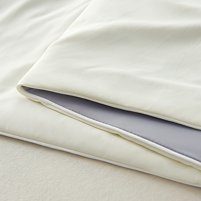 91家纺网 家纺一手货源 找家纺 益多眠 2026新款A类凉感丝羽丝棉夏被夏凉被空调被 奶白灰