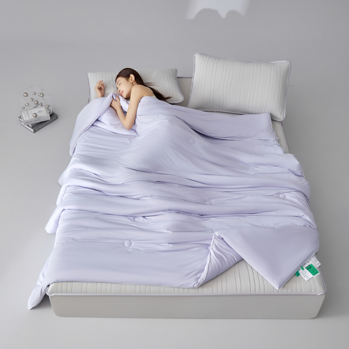 91家纺网 家纺一手货源 找家纺 绒城  2026 真凉感 真锦氨 锦氨凉感夏被四件套 锦纶凉感丝夏凉被 - 冰皮系列 冰皮浅紫