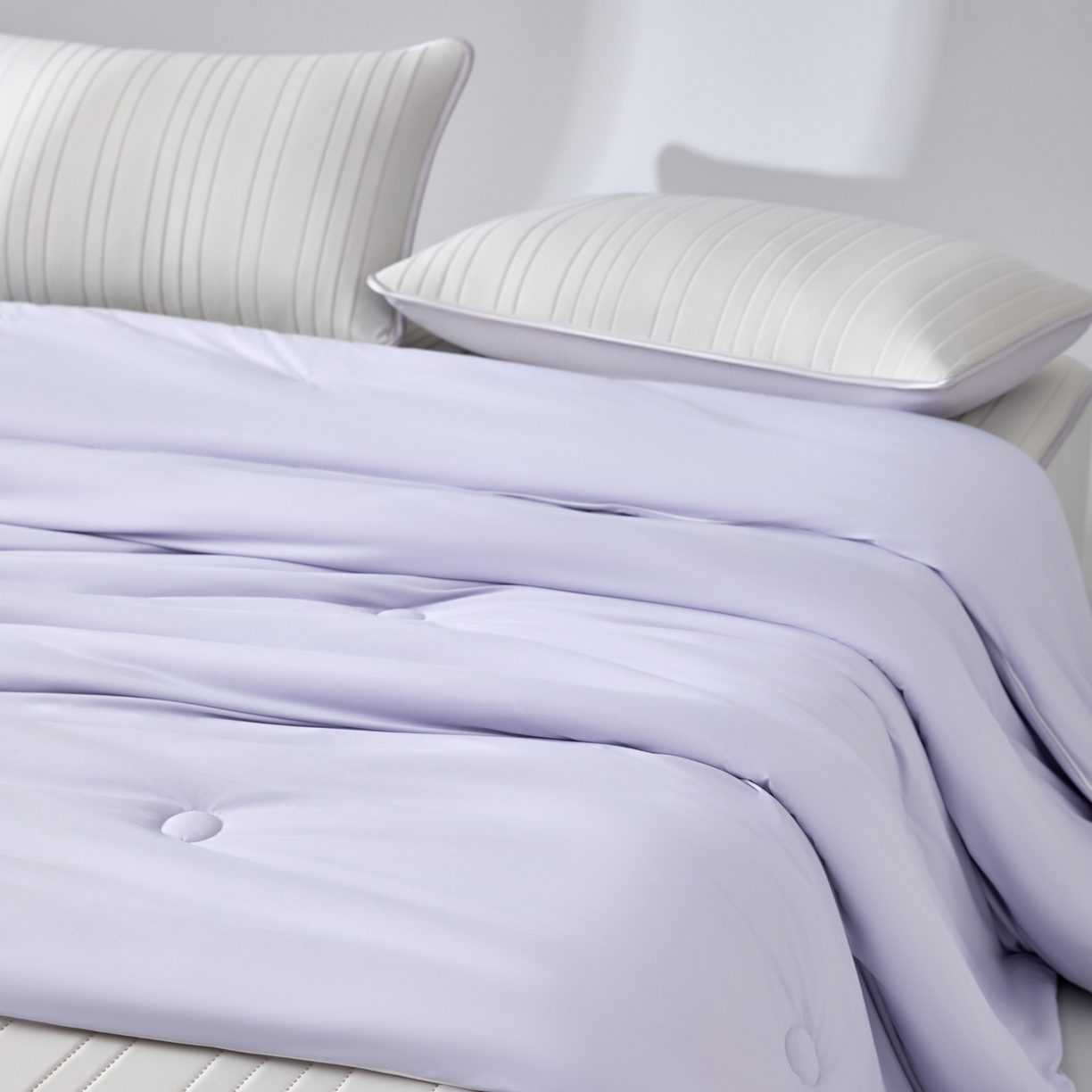 91家纺网 家纺一手货源 找家纺 绒城  2026 真凉感 真锦氨 锦氨凉感夏被四件套 锦纶凉感丝夏凉被 - 冰皮系列 冰皮浅紫