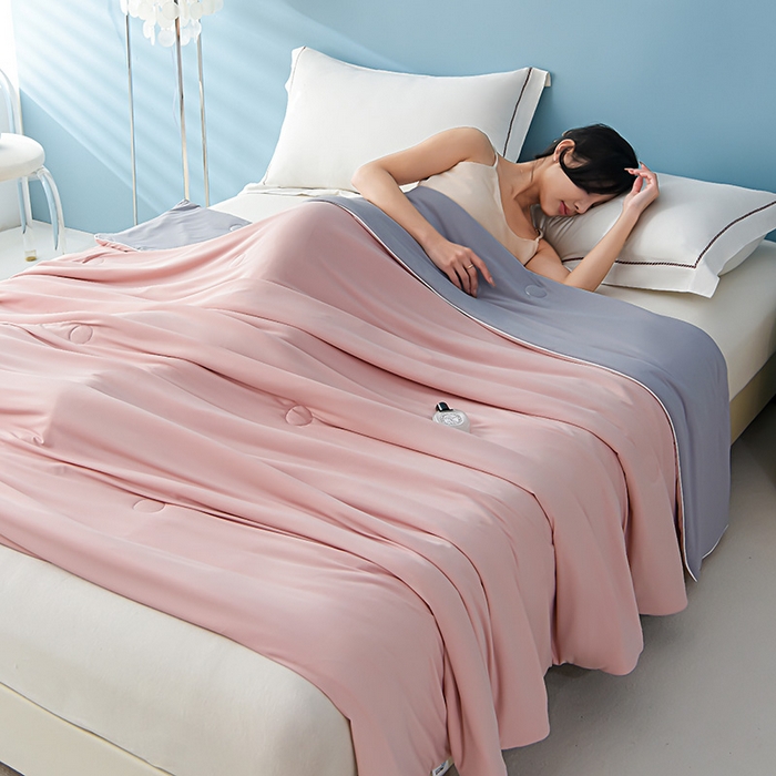 91家纺网 家纺一手货源 找家纺 益多眠 2026新款A类凉感丝羽丝棉夏被夏凉被空调被 桃粉灰