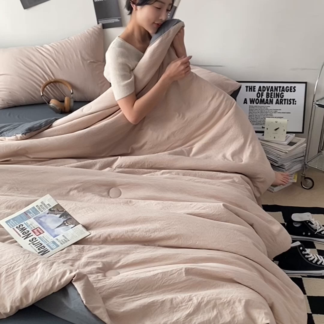 91家纺网 家纺一手货源 找家纺 益多眠 2026新款A类云柔水洗棉夏被夏凉被空调被四件套 奶茶+深灰