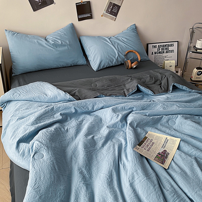91家纺网 家纺一手货源 找家纺 益多眠 2026新款A类云柔水洗棉夏被夏凉被空调被四件套 天蓝+深灰