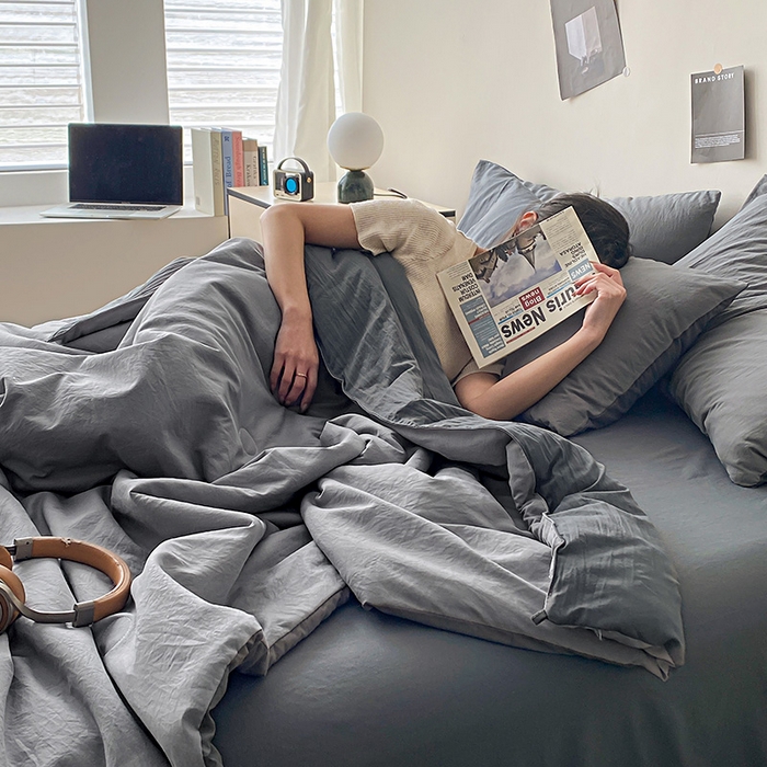 91家纺网 家纺一手货源 找家纺 益多眠 2026新款A类云柔水洗棉夏被夏凉被空调被四件套 烟灰+深灰