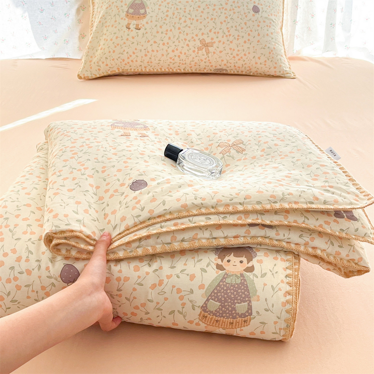 91家纺网 家纺一手货源 找家纺 （总）盛秋家纺 2026新款三角针水洗棉贝壳边印花夏被系列