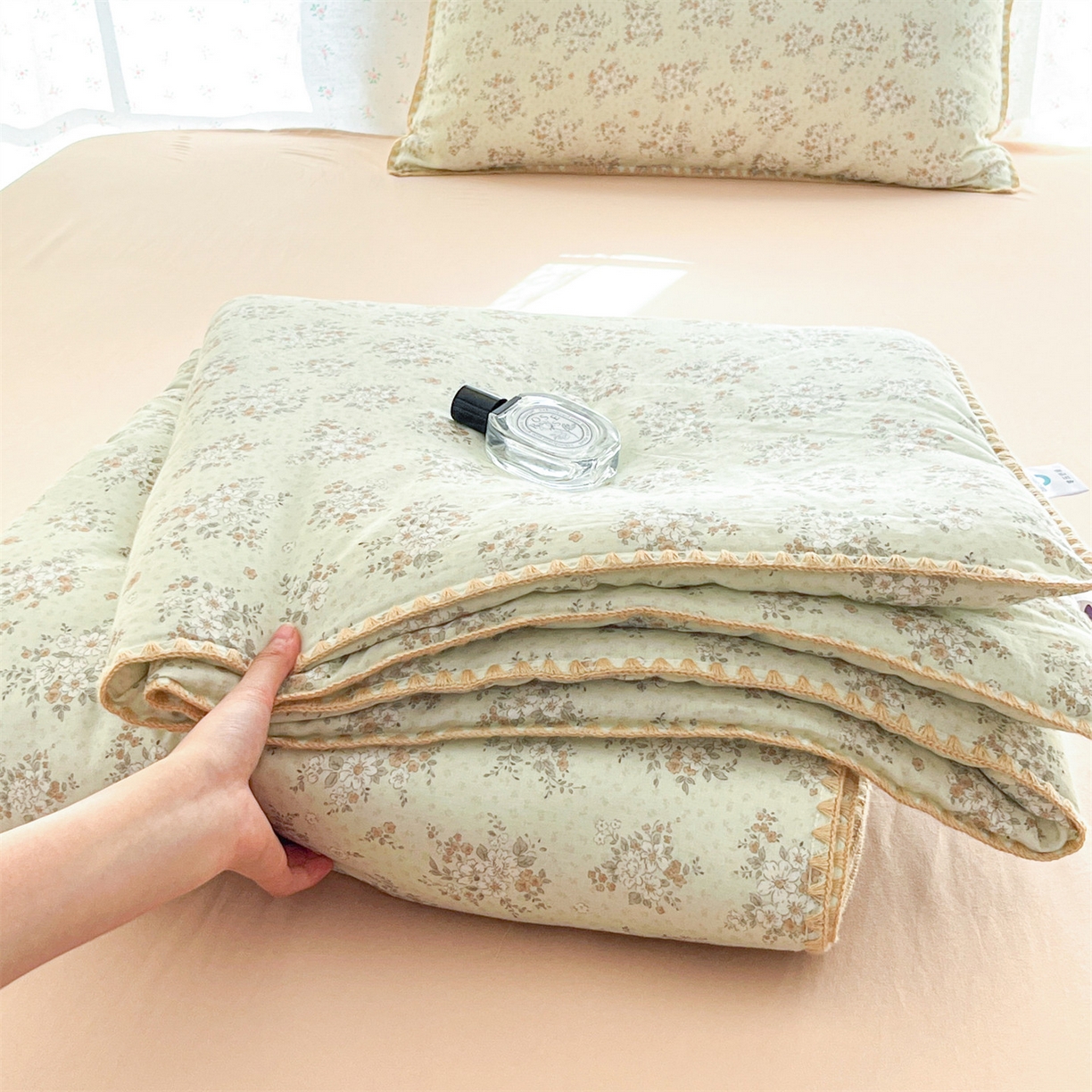 91家纺网 家纺一手货源 找家纺 （总）盛秋家纺 2026新款三角针水洗棉贝壳边印花夏被系列