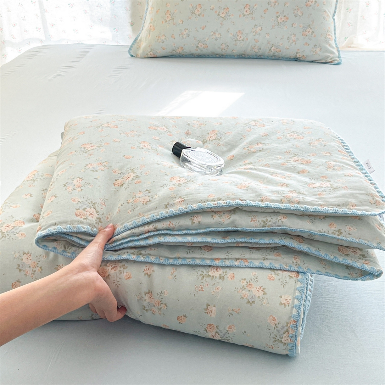 91家纺网 家纺一手货源 找家纺 （总）盛秋家纺 2026新款三角针水洗棉贝壳边印花夏被系列