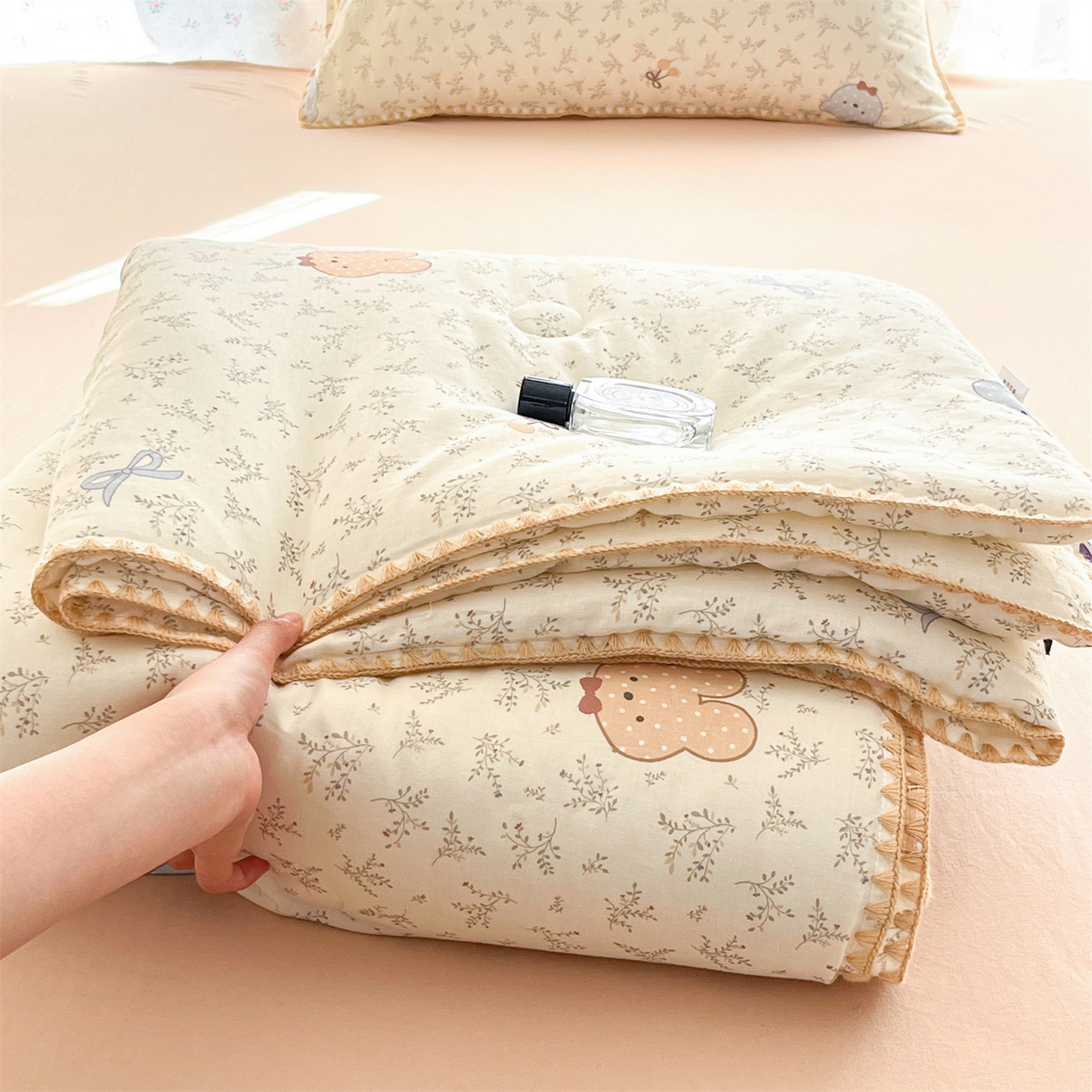 91家纺网 家纺一手货源 找家纺 （总）盛秋家纺 2026新款三角针水洗棉贝壳边印花夏被系列