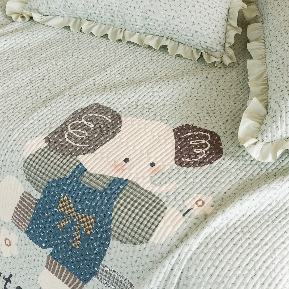 91家纺网 家纺一手货源 找家纺 立奥被业 2026新品古法水洗棉夏被仿棉大版床盖防棉大版夏被 小象绿