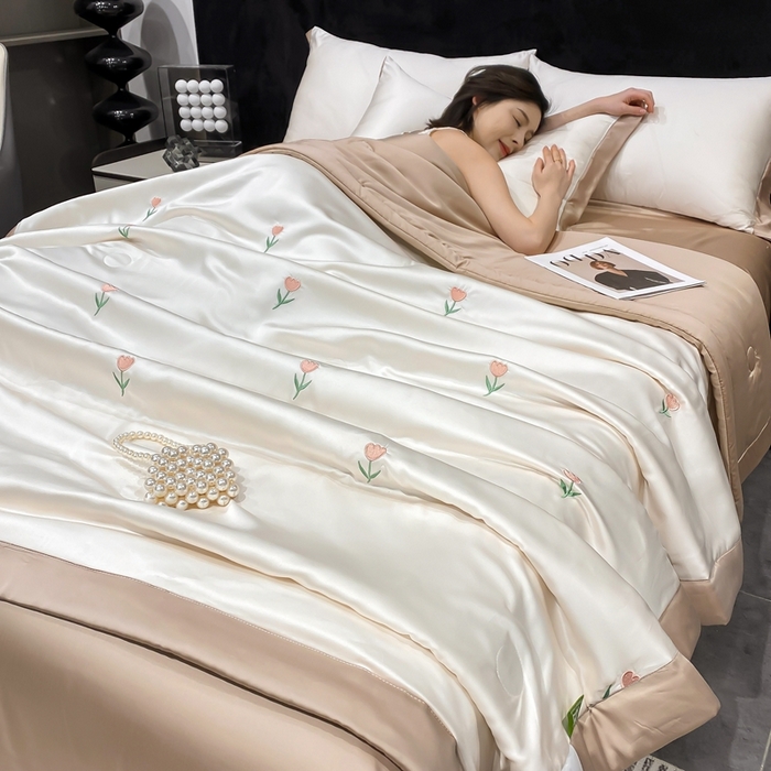 91家纺网 家纺一手货源 找家纺 （总）益多眠 2026新款水洗真丝刺绣夏被夏凉被空调被四件套