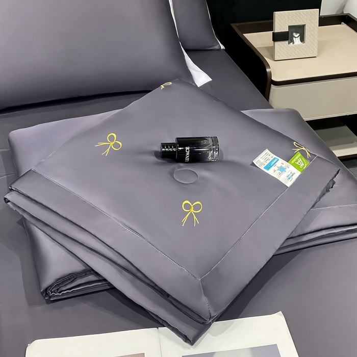 91家纺网 家纺一手货源 找家纺 益多眠 2026新款水洗真丝刺绣夏被夏凉被空调被四件套 蝴蝶结高级灰