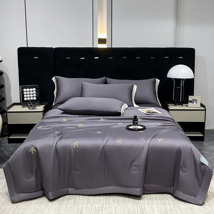 91家纺网 家纺一手货源 找家纺 益多眠 2026新款水洗真丝刺绣夏被夏凉被空调被四件套 蝴蝶结高级灰