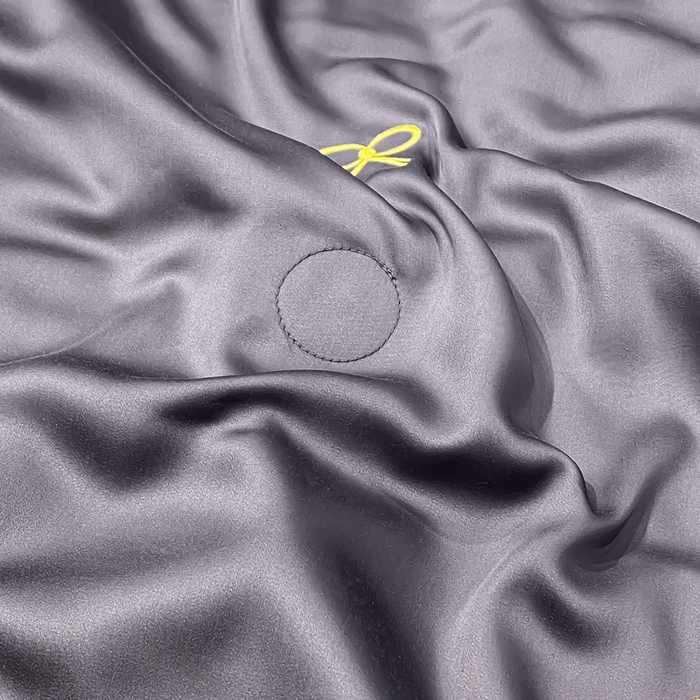 91家纺网 家纺一手货源 找家纺 益多眠 2026新款水洗真丝刺绣夏被夏凉被空调被四件套 蝴蝶结高级灰