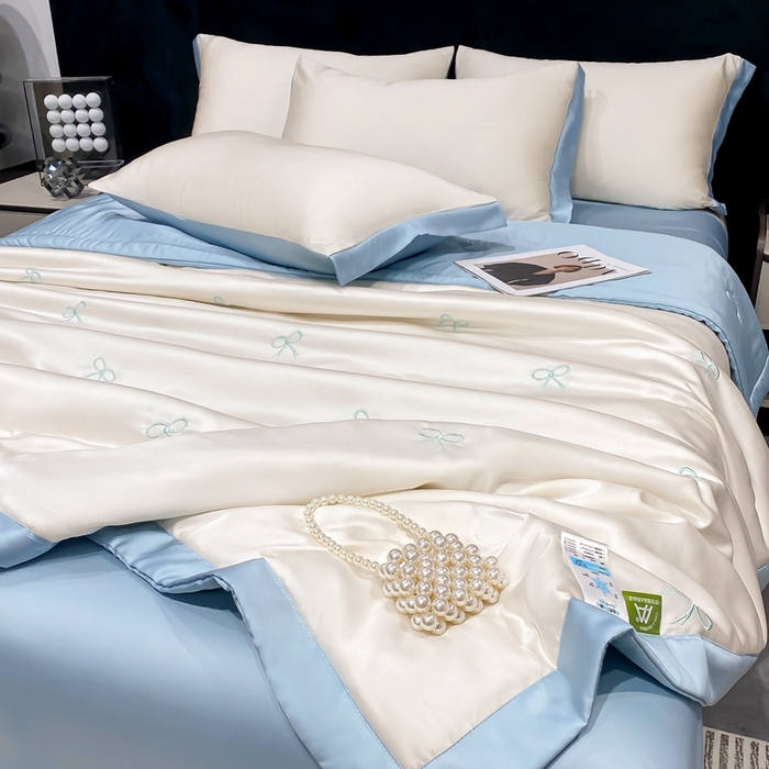 91家纺网 家纺一手货源 找家纺 益多眠 2026新款水洗真丝刺绣夏被夏凉被空调被四件套 蝴蝶结奶白兰