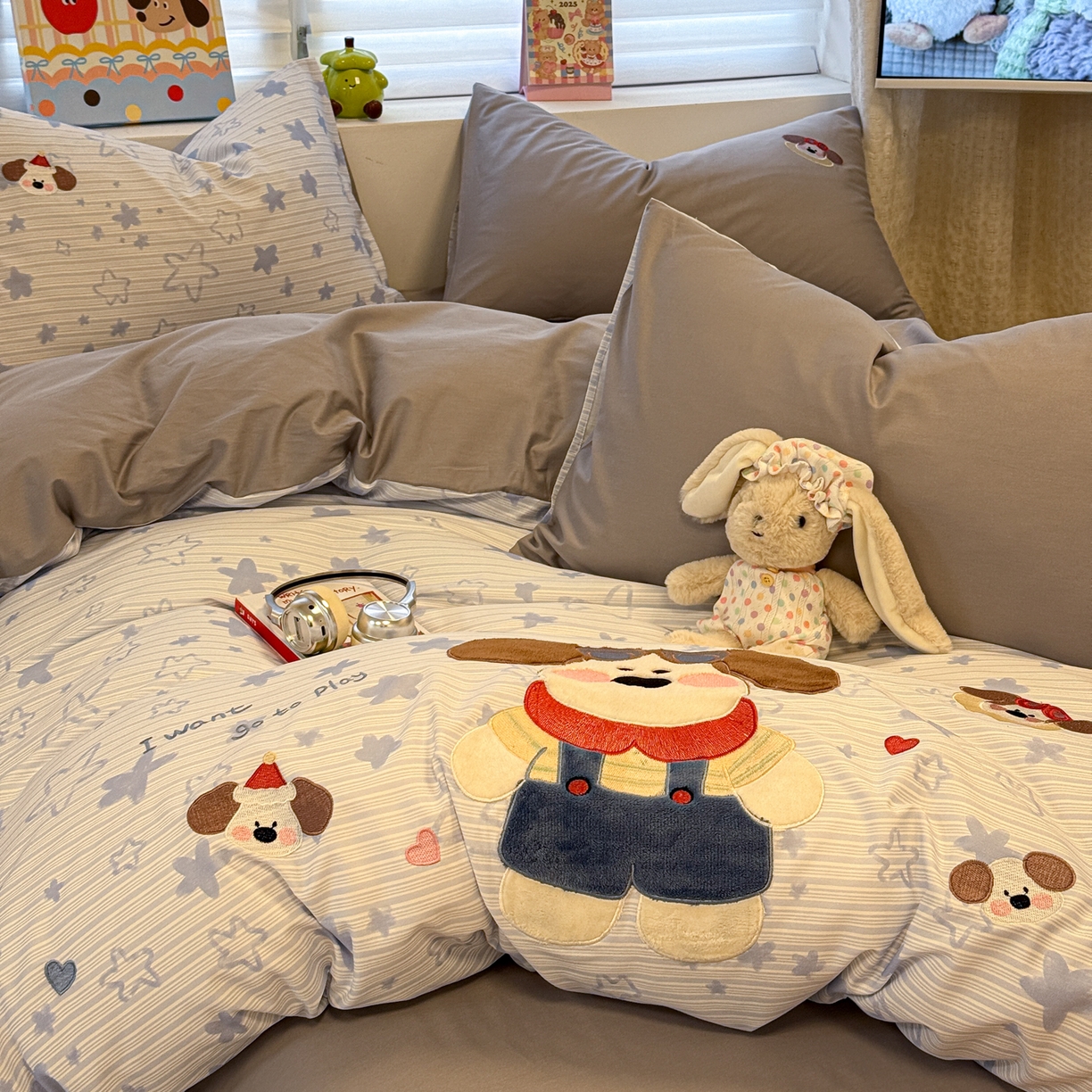 91家纺网 家纺一手货源 找家纺 （总）懒猫家纺 2026新款A类高精密40支13374全棉纯棉喷气印花贴布绣四件套  【带礼盒】