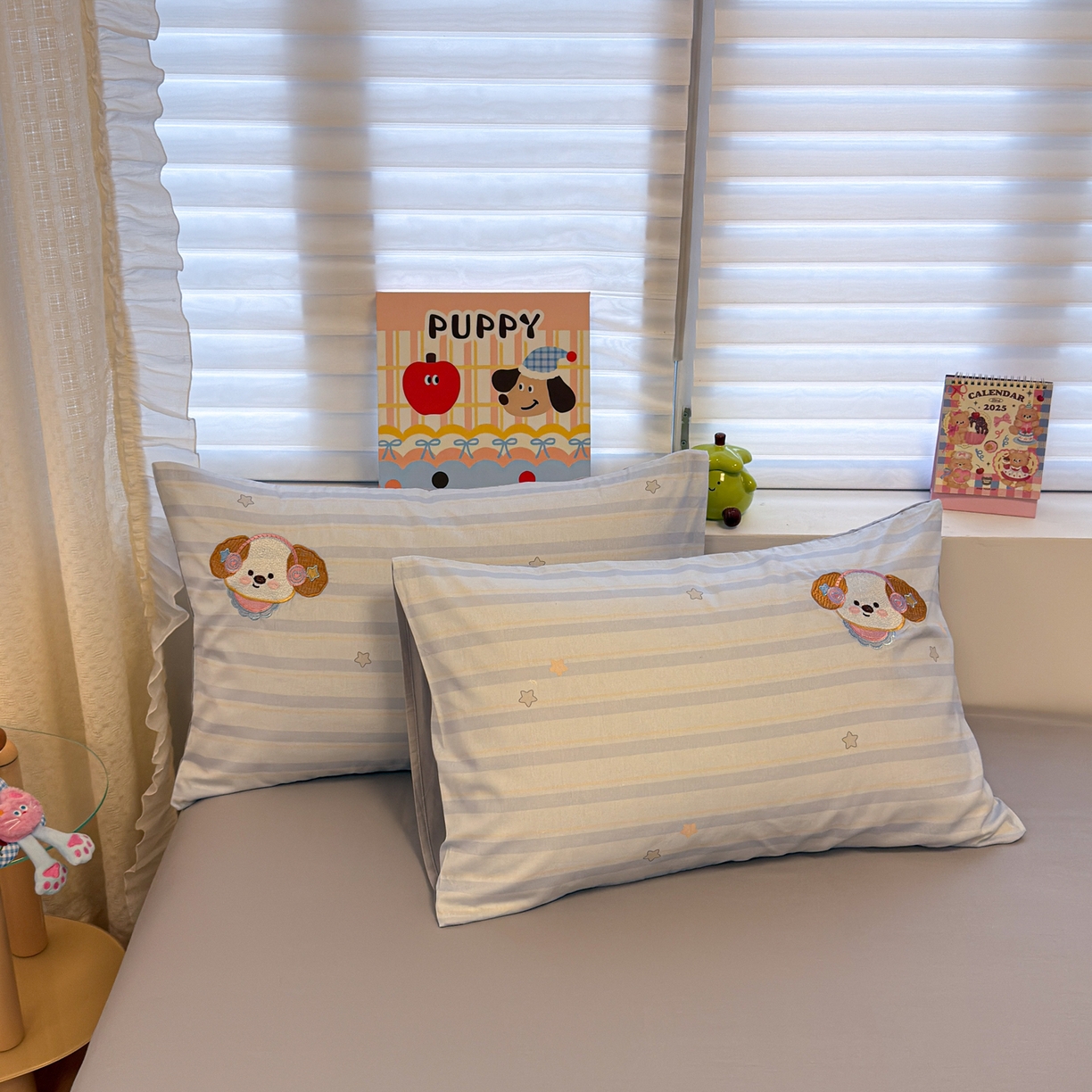 91家纺网 家纺一手货源 找家纺 懒猫家纺 2026新款A类高精密40支13374全棉纯棉喷气印花贴布绣四件套  【带礼盒】 条纹修狗