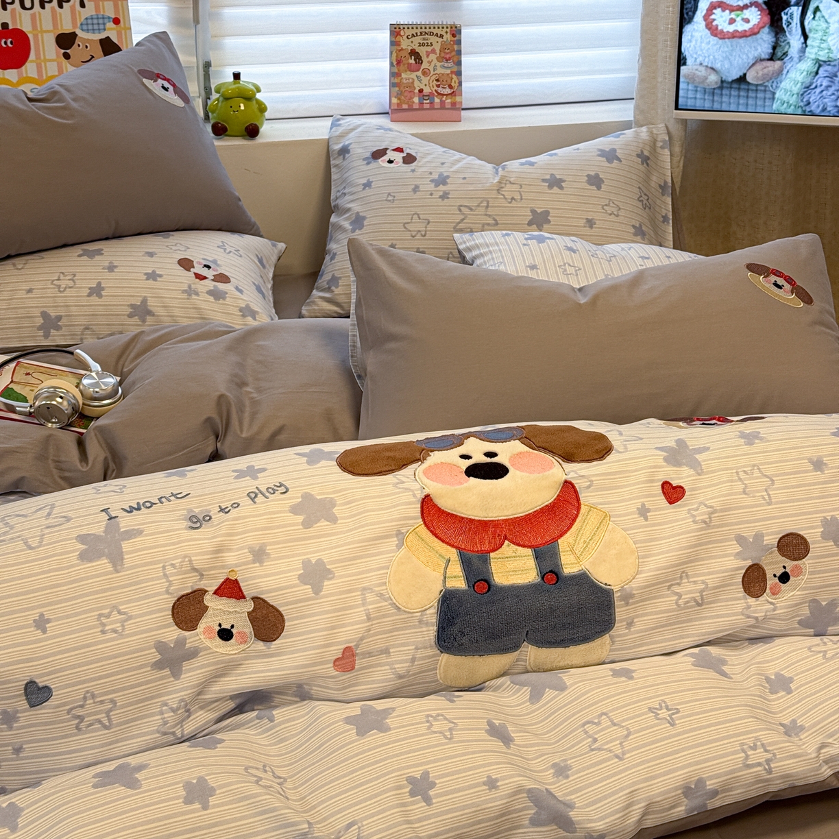 91家纺网 家纺一手货源 找家纺 懒猫家纺 2026新款A类高精密40支13374全棉纯棉喷气印花贴布绣四件套  【带礼盒】 飞行梦想家