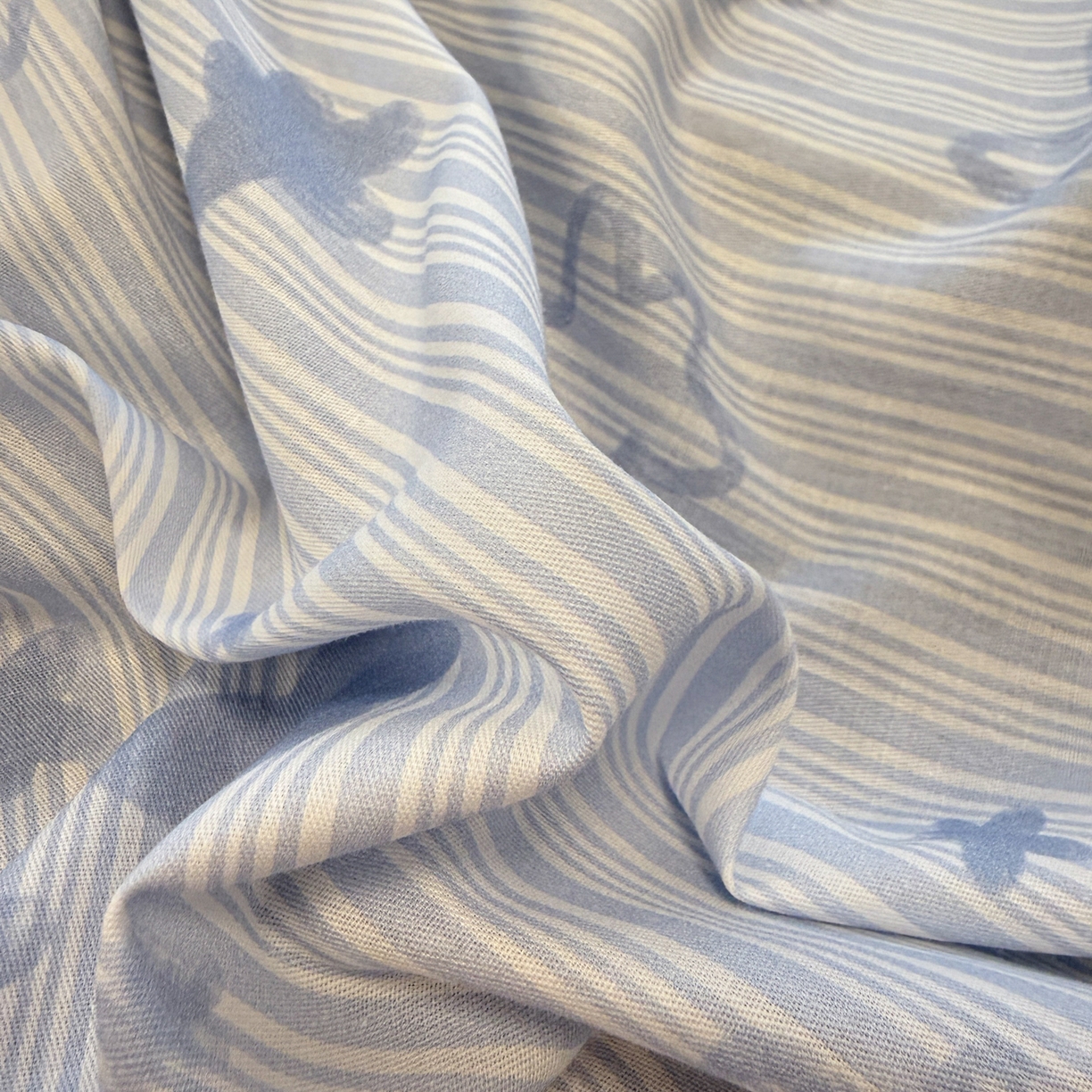 91家纺网 家纺一手货源 找家纺 懒猫家纺 2026新款A类高精密40支13374全棉纯棉喷气印花贴布绣四件套  【带礼盒】 飞行梦想家