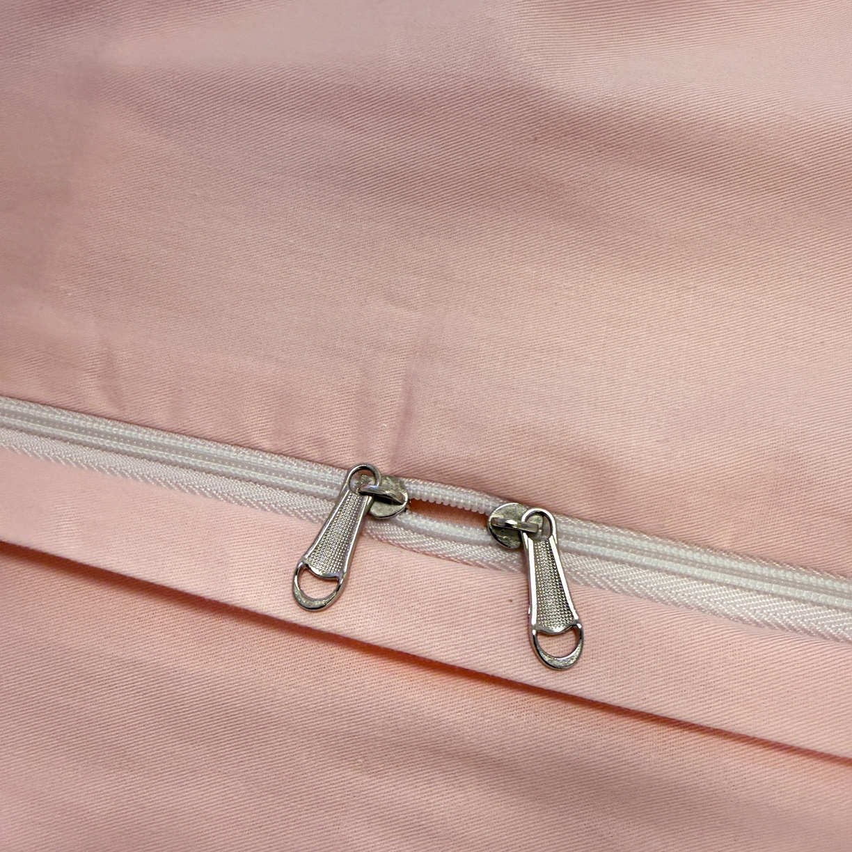 91家纺网 家纺一手货源 找家纺 懒猫家纺 2026新款A类高精密40支13374全棉纯棉喷气印花贴布绣四件套  【带礼盒】 甜心喵酱