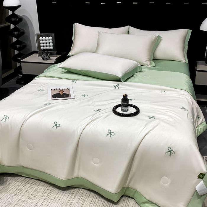 91家纺网 家纺一手货源 找家纺 益多眠 2026新款水洗真丝刺绣夏被夏凉被空调被四件套 蝴蝶结奶白绿