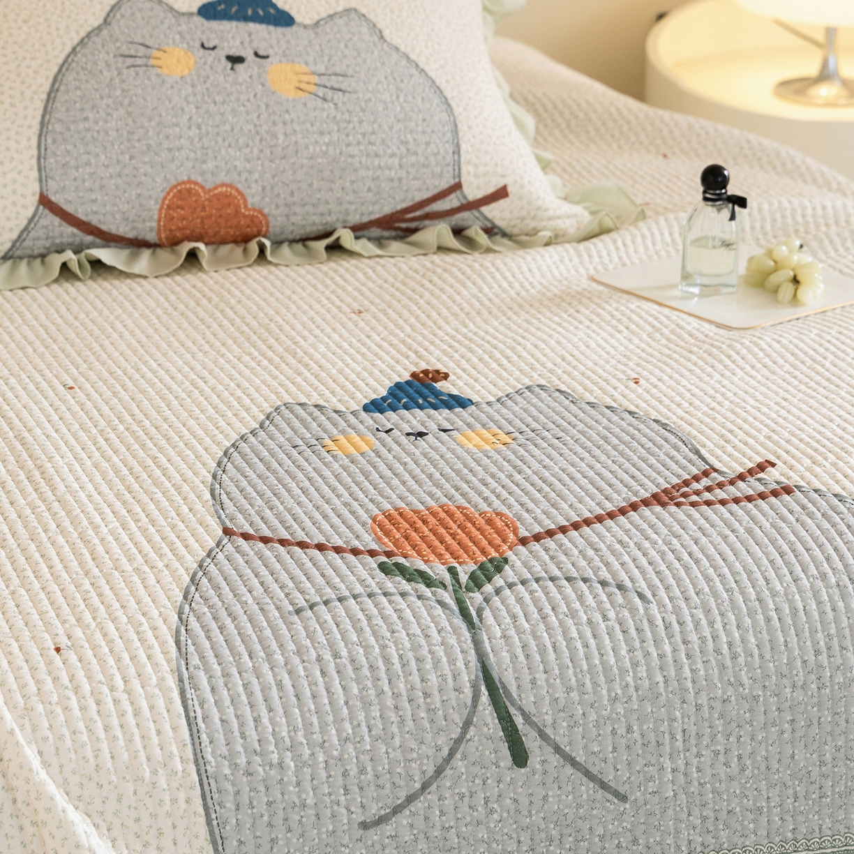 91家纺网 家纺一手货源 找家纺 立奥被业 2026新品古法水洗棉夏被仿棉大版床盖防棉大版夏被 喵星绿