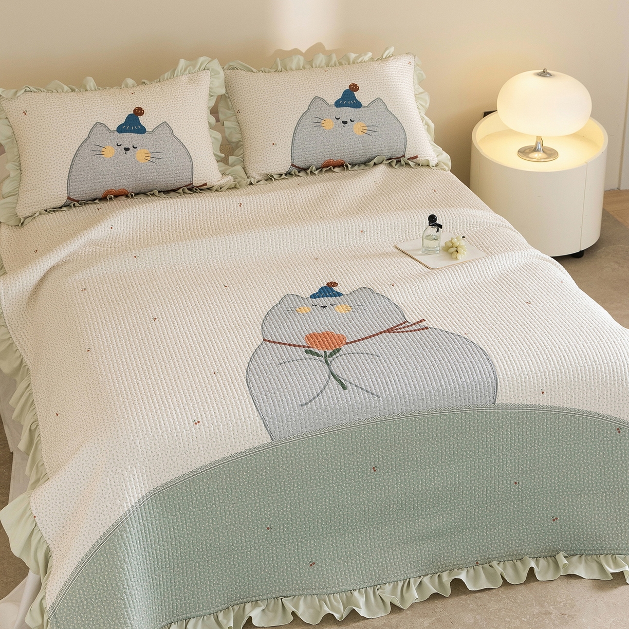 91家纺网 家纺一手货源 找家纺 立奥被业 2026新品古法水洗棉夏被仿棉大版床盖防棉大版夏被 喵星绿