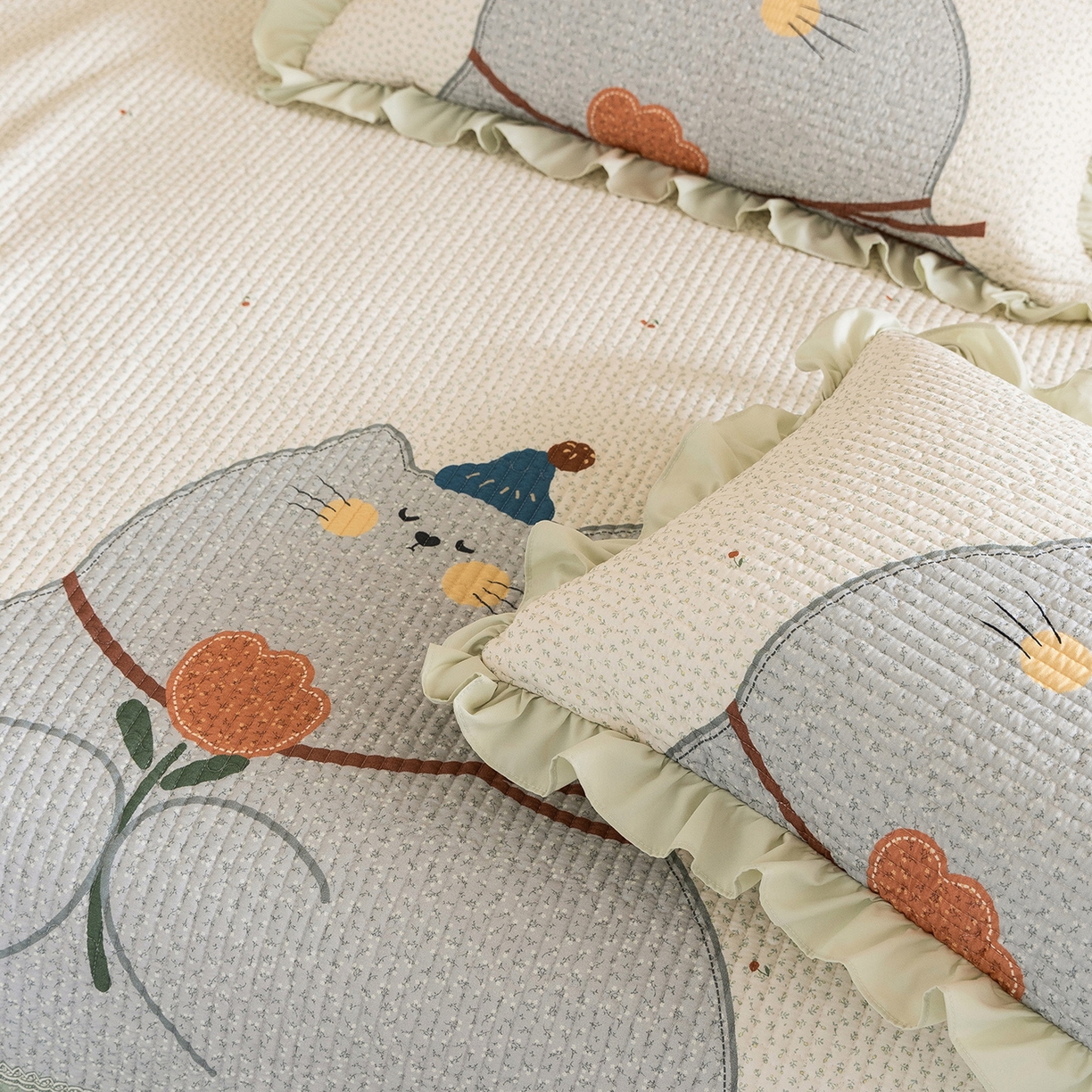 91家纺网 家纺一手货源 找家纺 立奥被业 2026新品古法水洗棉夏被仿棉大版床盖防棉大版夏被 喵星绿