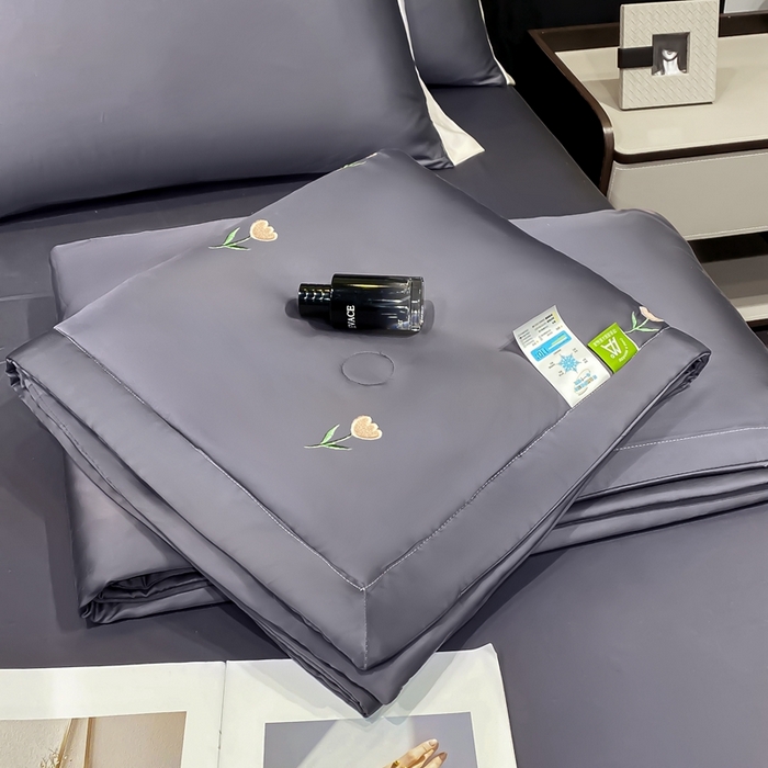 91家纺网 家纺一手货源 找家纺 益多眠 2026新款水洗真丝刺绣夏被夏凉被空调被四件套 花朵高级灰