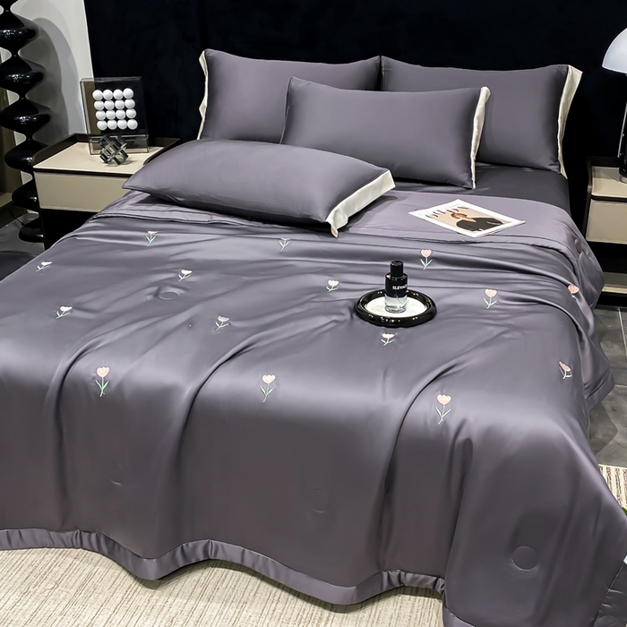 91家纺网 家纺一手货源 找家纺 益多眠 2026新款水洗真丝刺绣夏被夏凉被空调被四件套 花朵高级灰