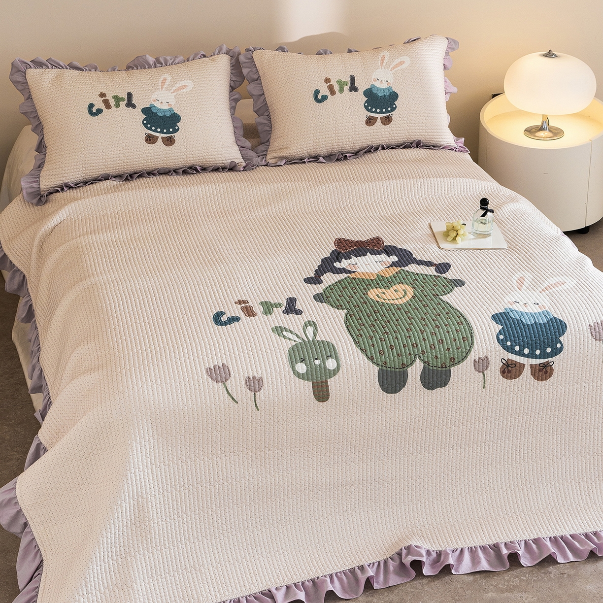 91家纺网 家纺一手货源 找家纺 立奥被业 2026新品古法水洗棉夏被仿棉大版床盖防棉大版夏被 快乐童年紫