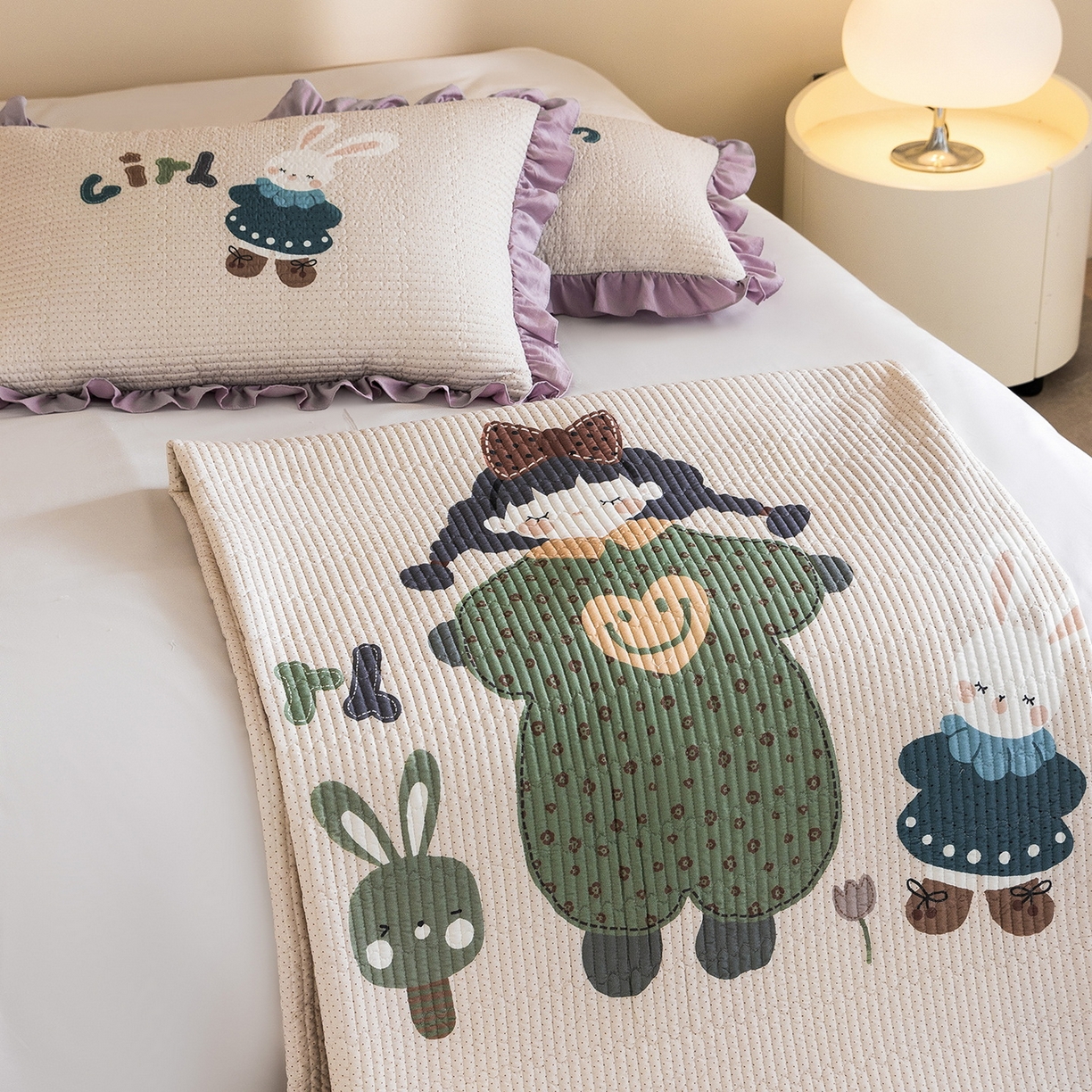 91家纺网 家纺一手货源 找家纺 立奥被业 2026新品古法水洗棉夏被仿棉大版床盖防棉大版夏被 快乐童年紫