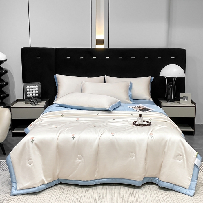 91家纺网 家纺一手货源 找家纺 益多眠 2026新款水洗真丝刺绣夏被夏凉被空调被四件套 花朵奶白兰