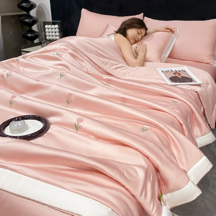 益多眠 2026新款水洗真丝刺绣夏被夏凉被空调被四件套 花朵奶油粉