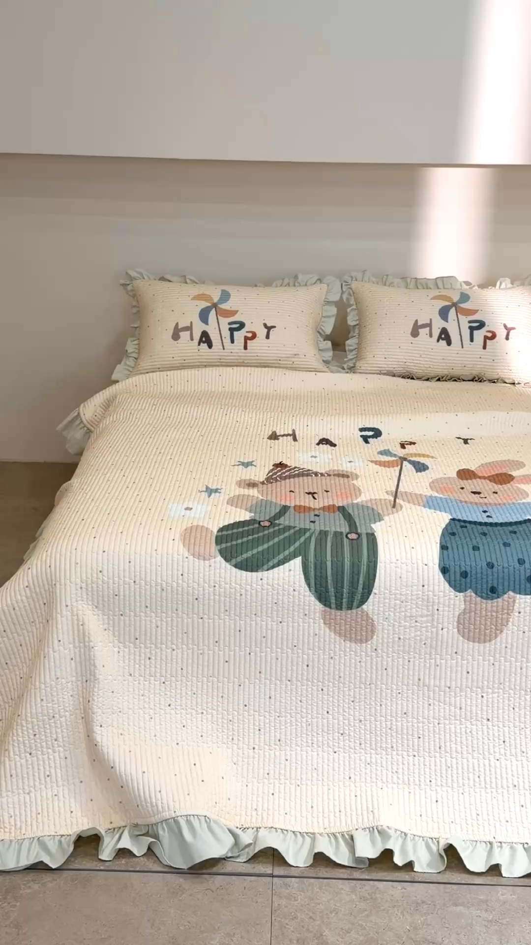 91家纺网 家纺一手货源 找家纺 立奥被业 2026新品古法水洗棉夏被仿棉大版床盖防棉大版夏被 派对绿