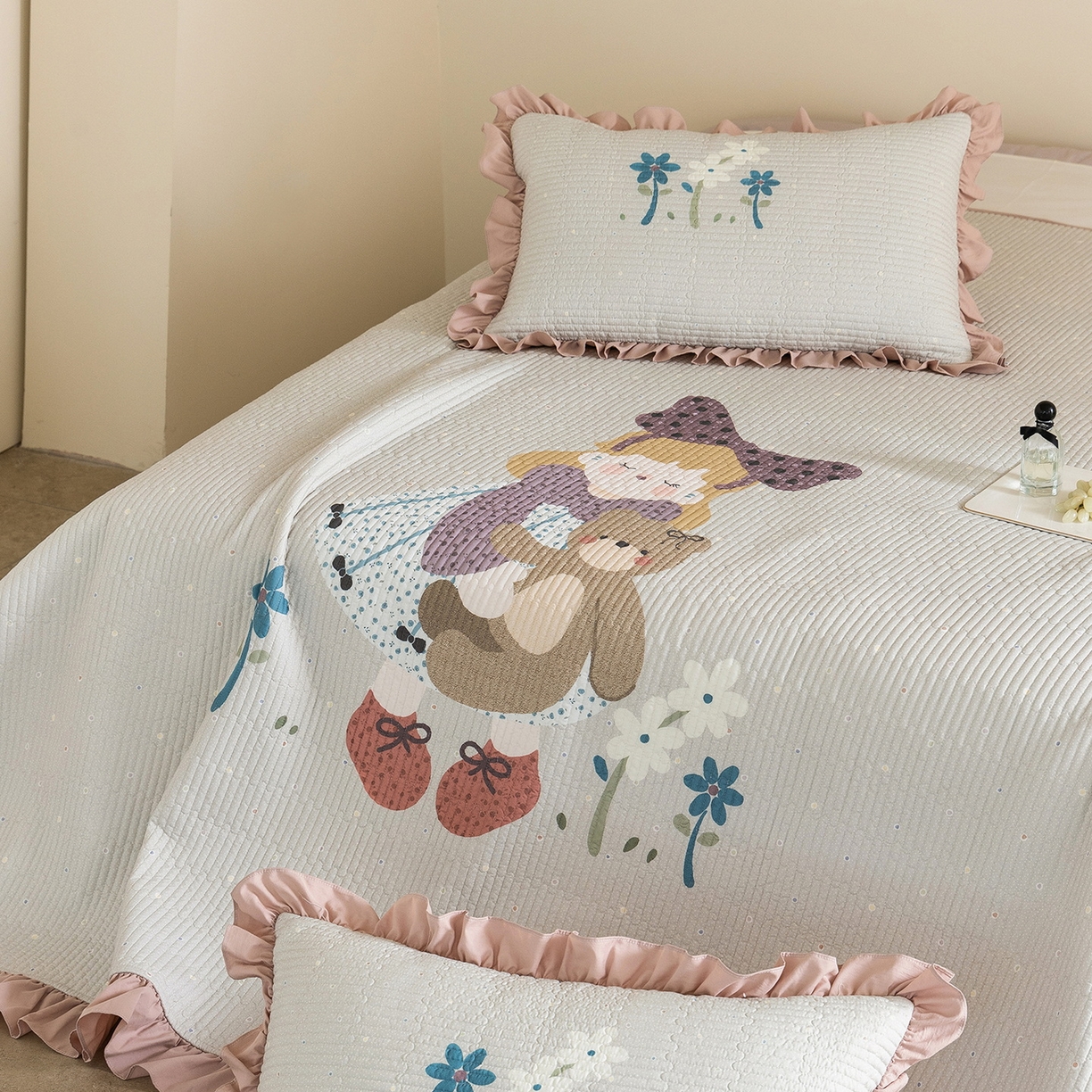 91家纺网 家纺一手货源 找家纺 立奥被业 2026新品古法水洗棉夏被仿棉大版床盖防棉大版夏被 公主粉