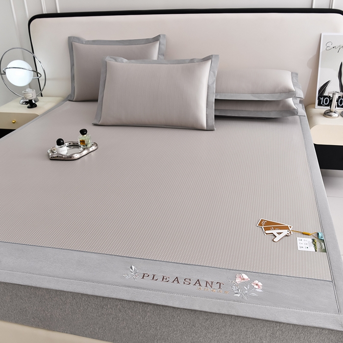 91家纺网 家纺一手货源 找家纺 小牛席业 2026新款华夫格-鲜花清凉冰丝席系列 香槟