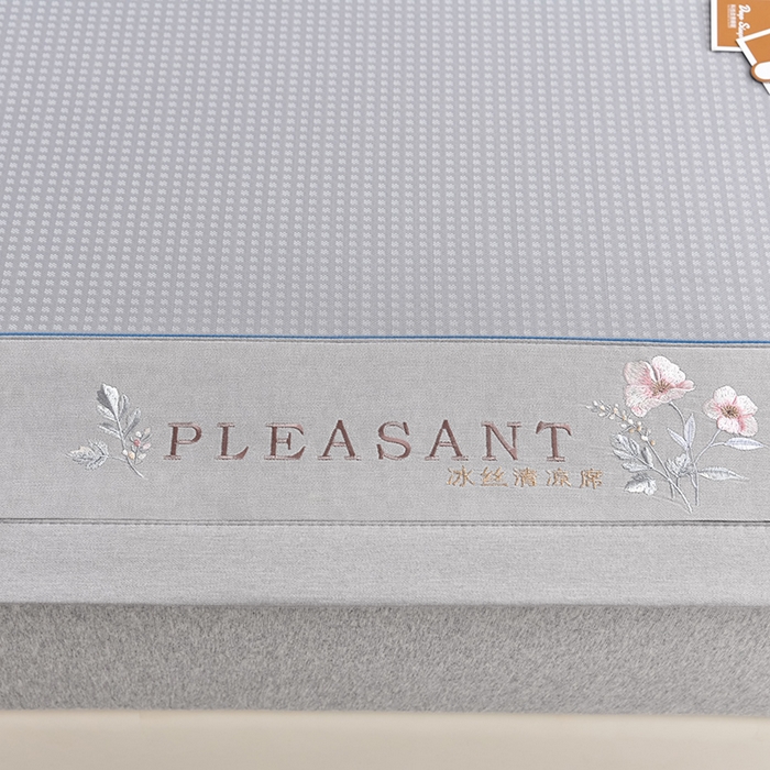 91家纺网 家纺一手货源 找家纺 小牛席业 2026新款华夫格-鲜花清凉冰丝席系列 灰色