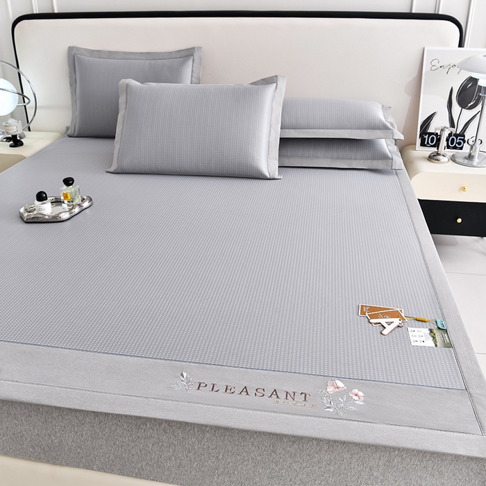 91家纺网 家纺一手货源 找家纺 小牛席业 2026新款华夫格-鲜花清凉冰丝席系列 灰色