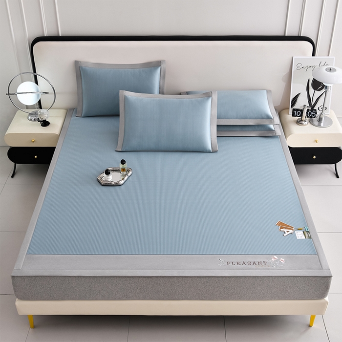 91家纺网 家纺一手货源 找家纺 小牛席业 2026新款华夫格-鲜花清凉冰丝席系列 蓝色