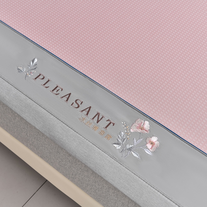 91家纺网 家纺一手货源 找家纺 小牛席业 2026新款华夫格-鲜花清凉冰丝席系列 粉色