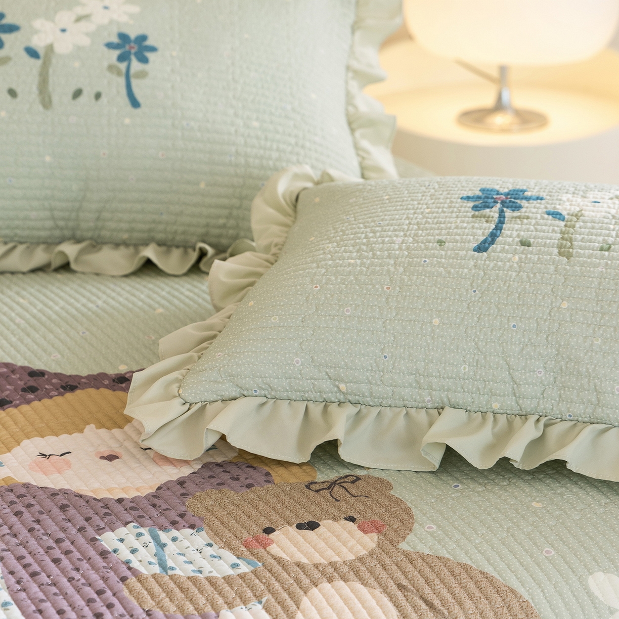 91家纺网 家纺一手货源 找家纺 立奥被业 2026新品古法水洗棉夏被仿棉大版床盖防棉大版夏被 公主绿