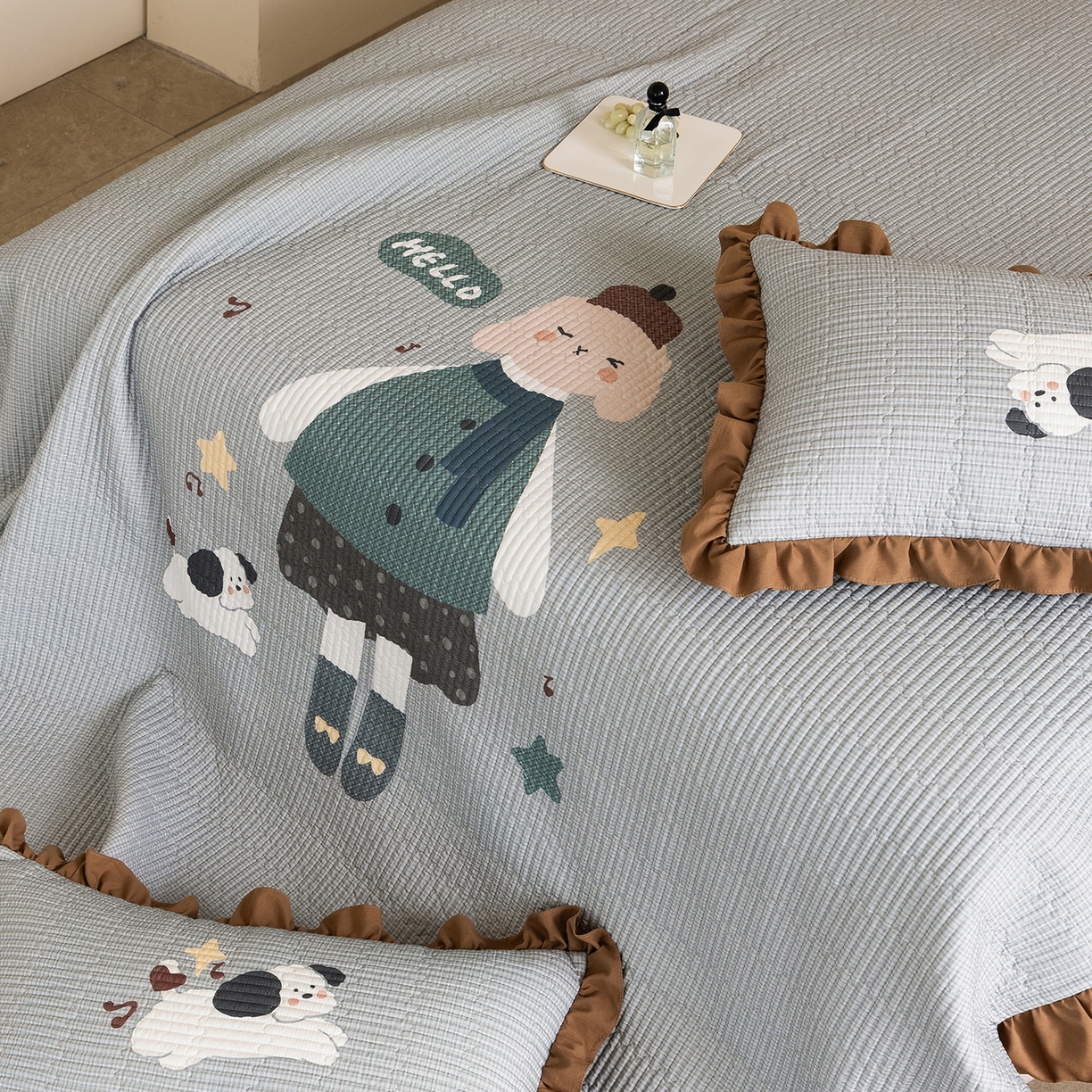 91家纺网 家纺一手货源 找家纺 立奥被业 2026新品古法水洗棉夏被仿棉大版床盖防棉大版夏被 童梦咖