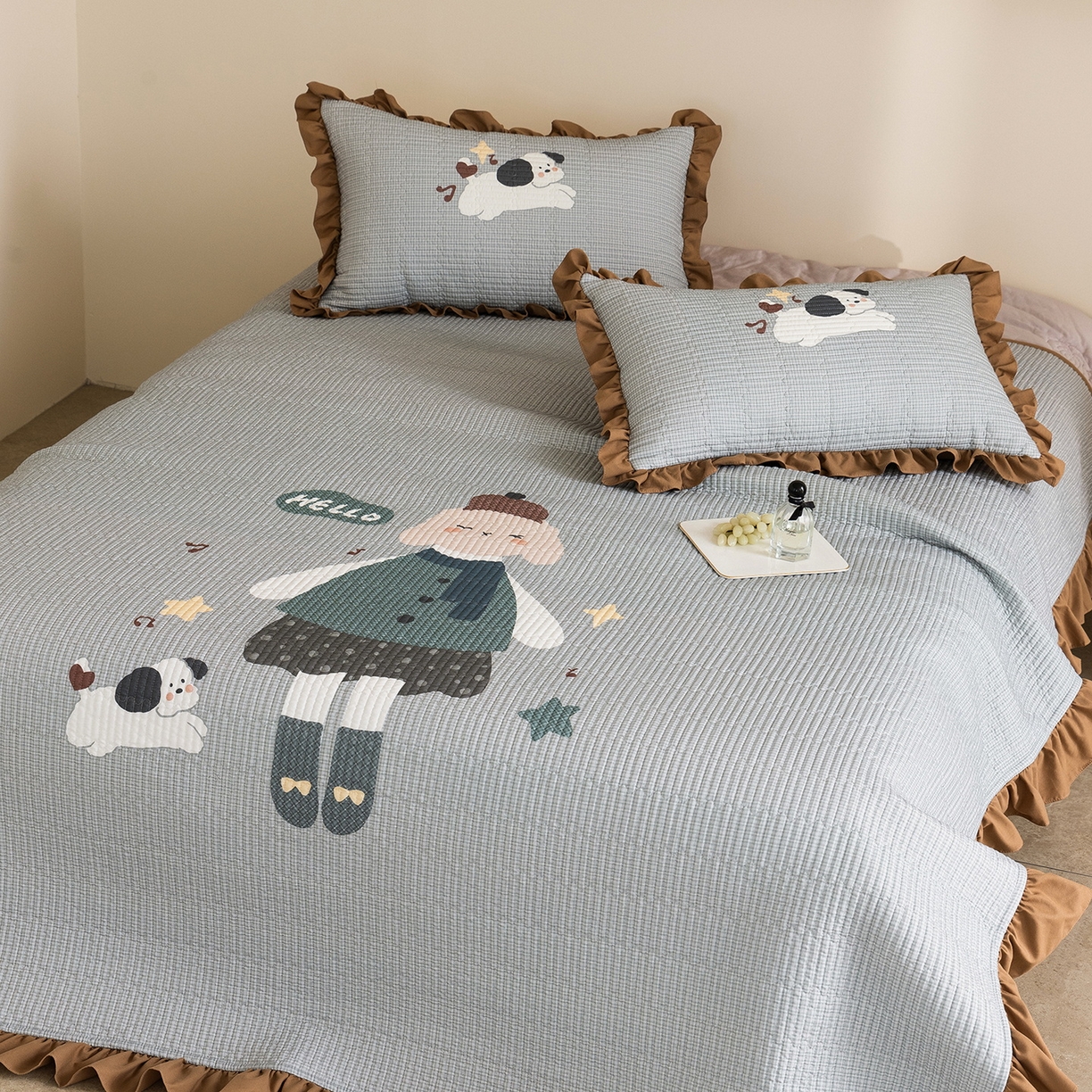 91家纺网 家纺一手货源 找家纺 立奥被业 2026新品古法水洗棉夏被仿棉大版床盖防棉大版夏被 童梦咖