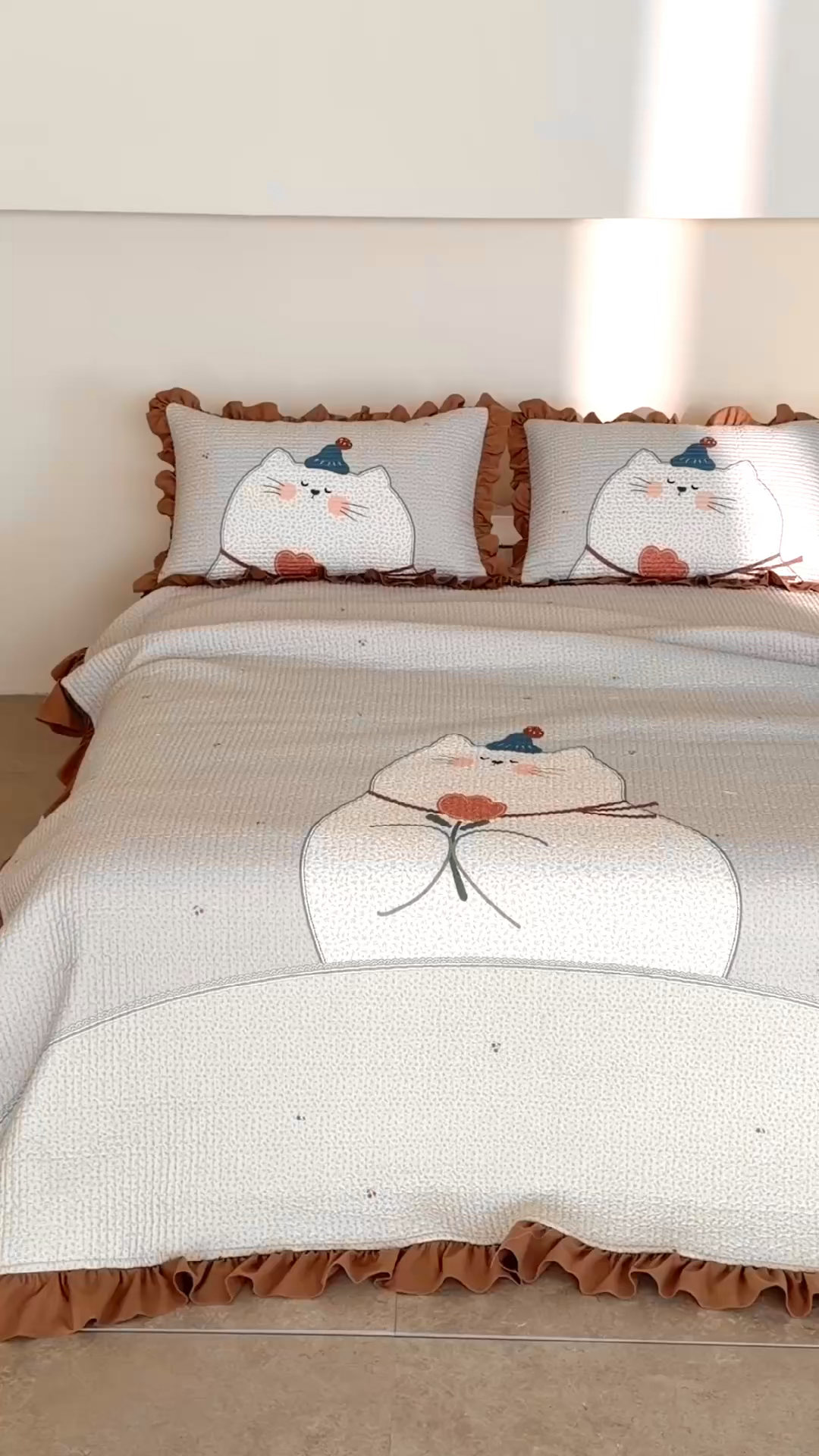 91家纺网 家纺一手货源 找家纺 立奥被业 2026新品古法水洗棉夏被仿棉大版床盖防棉大版夏被 喵星咖