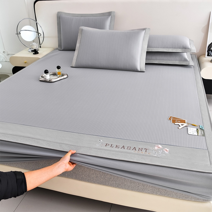 91家纺网 家纺一手货源 找家纺 小牛席业 2026新款四件套华夫格-鲜花凉感冰丝席系列（床笠款） 灰色