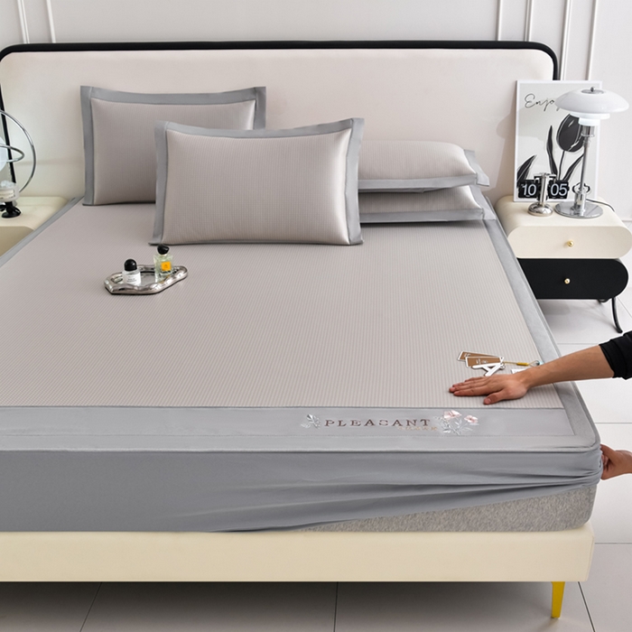 91家纺网 家纺一手货源 找家纺 小牛席业 2026新款四件套华夫格-鲜花凉感冰丝席系列（床笠款） 香槟