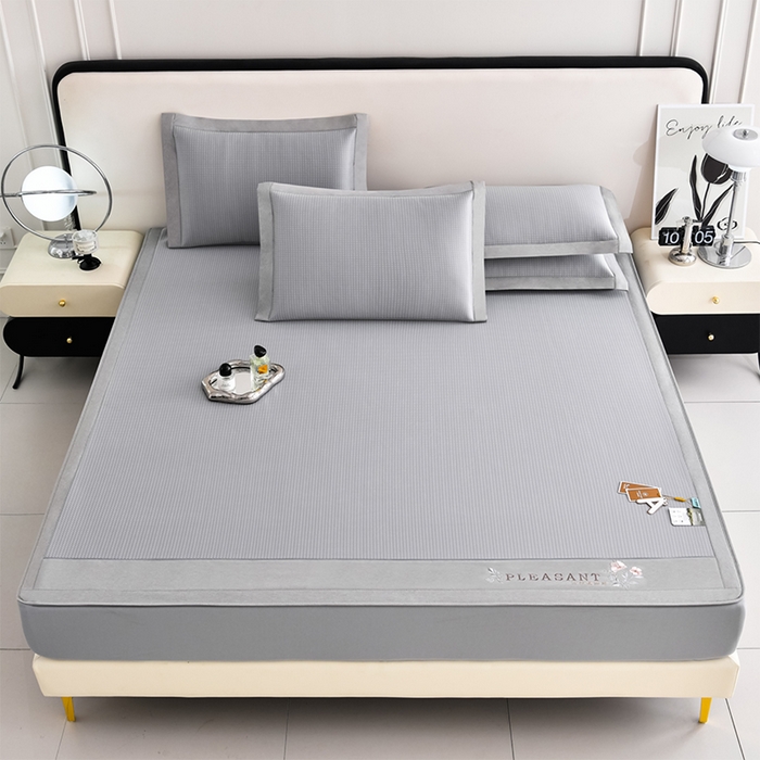 91家纺网 家纺一手货源 找家纺 小牛席业 2026新款四件套华夫格-鲜花凉感冰丝席系列（床笠款） 灰色