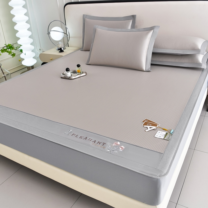 91家纺网 家纺一手货源 找家纺 小牛席业 2026新款四件套华夫格-鲜花凉感冰丝席系列（床笠款） 香槟